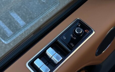 Land Rover Range Rover IV рестайлинг, 2021 год, 12 500 000 рублей, 12 фотография