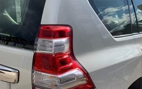 Toyota Land Cruiser Prado 150 рестайлинг 2, 2014 год, 3 200 000 рублей, 4 фотография