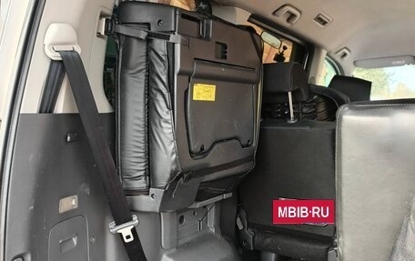 Toyota Voxy II, 2008 год, 1 030 000 рублей, 19 фотография