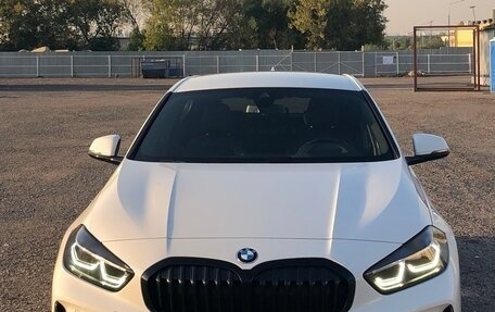 BMW 1 серия, 2021 год, 2 730 000 рублей, 6 фотография