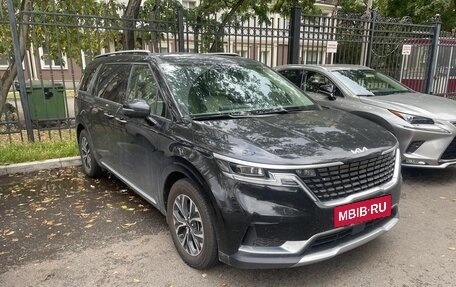KIA Carnival, 2023 год, 6 199 000 рублей, 3 фотография