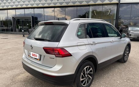 Volkswagen Tiguan II, 2018 год, 2 500 000 рублей, 6 фотография
