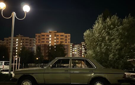 Mercedes-Benz W123, 1983 год, 150 000 рублей, 9 фотография