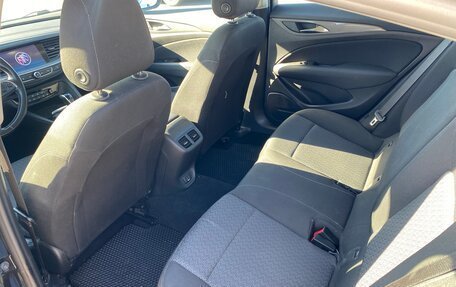 Buick Regal VI, 2018 год, 1 330 000 рублей, 16 фотография