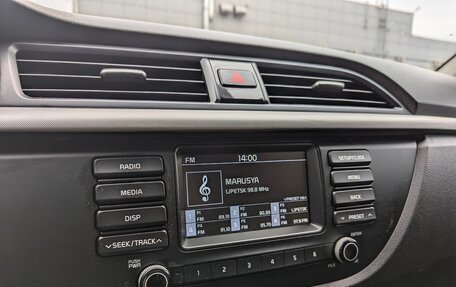 KIA Rio IV, 2017 год, 1 390 000 рублей, 21 фотография