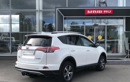 Toyota RAV4, 2019 год, 2 520 000 рублей, 7 фотография