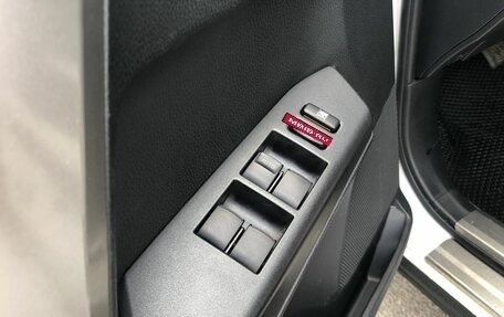 Toyota RAV4, 2019 год, 2 520 000 рублей, 12 фотография