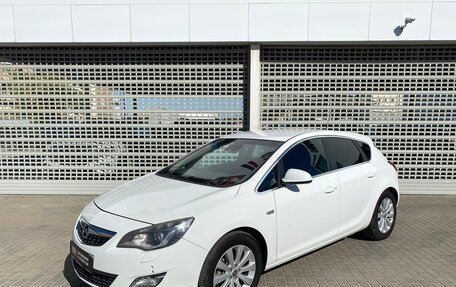 Opel Astra J, 2012 год, 747 000 рублей, 1 фотография