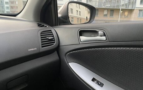 Hyundai Solaris II рестайлинг, 2016 год, 1 200 000 рублей, 5 фотография