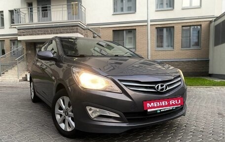 Hyundai Solaris II рестайлинг, 2016 год, 1 200 000 рублей, 2 фотография