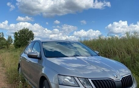 Skoda Octavia, 2020 год, 1 750 000 рублей, 2 фотография