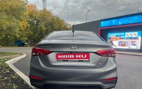 Hyundai Solaris II рестайлинг, 2018 год, 1 250 000 рублей, 6 фотография