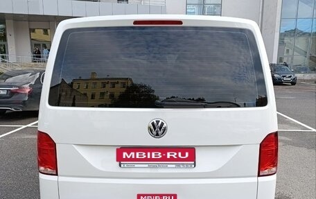 Volkswagen Caravelle T6 рестайлинг, 2021 год, 4 250 000 рублей, 5 фотография