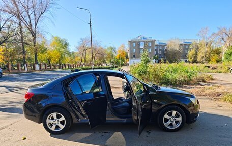 Chevrolet Cruze II, 2012 год, 800 000 рублей, 10 фотография