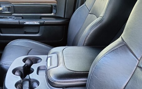 Dodge RAM IV, 2013 год, 7 000 000 рублей, 12 фотография