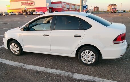 Volkswagen Polo VI (EU Market), 2015 год, 725 000 рублей, 3 фотография