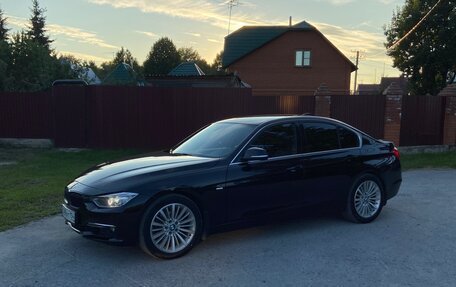 BMW 3 серия, 2013 год, 2 100 000 рублей, 12 фотография