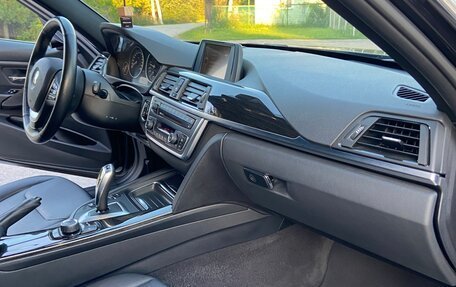 BMW 3 серия, 2013 год, 2 100 000 рублей, 24 фотография