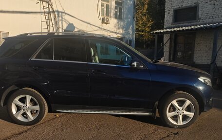 Mercedes-Benz GLE, 2016 год, 3 500 000 рублей, 3 фотография