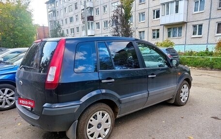 Ford Fusion I, 2011 год, 630 000 рублей, 2 фотография