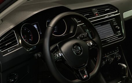 Volkswagen Tiguan II, 2017 год, 2 375 000 рублей, 13 фотография
