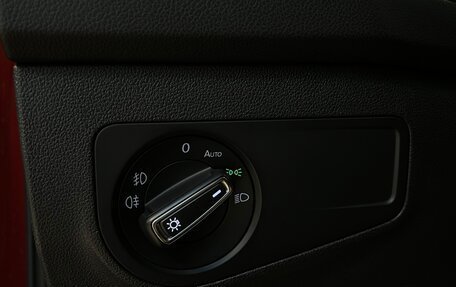 Volkswagen Tiguan II, 2017 год, 2 375 000 рублей, 23 фотография