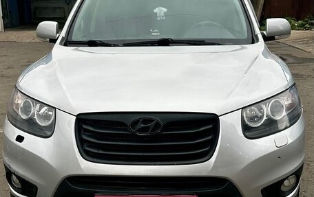Hyundai Santa Fe III рестайлинг, 2010 год, 950 000 рублей, 1 фотография