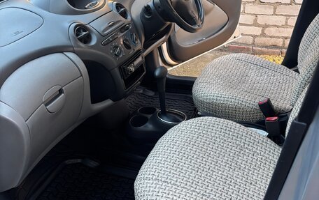 Toyota Vitz, 2002 год, 355 000 рублей, 13 фотография