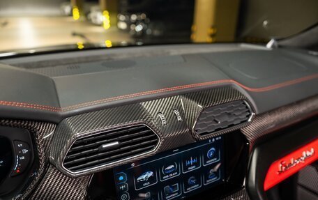 Lamborghini Urus I, 2024 год, 36 300 000 рублей, 14 фотография