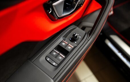 Lamborghini Urus I, 2024 год, 36 300 000 рублей, 21 фотография