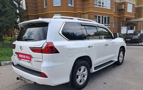 Lexus LX III, 2016 год, 6 000 000 рублей, 5 фотография