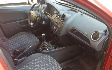 Ford Fiesta, 2007 год, 450 000 рублей, 3 фотография