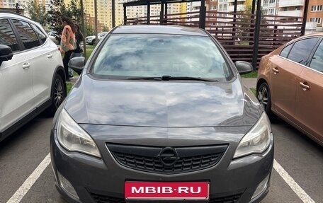 Opel Astra J, 2012 год, 850 000 рублей, 3 фотография