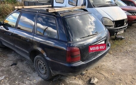 Audi A4, 1999 год, 200 000 рублей, 2 фотография
