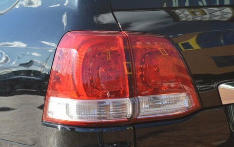 Toyota Land Cruiser 200, 2011 год, 2 950 000 рублей, 10 фотография