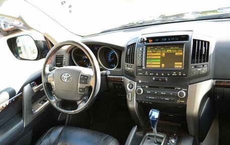 Toyota Land Cruiser 200, 2011 год, 2 950 000 рублей, 20 фотография