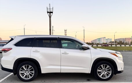 Toyota Highlander III, 2014 год, 2 900 000 рублей, 5 фотография