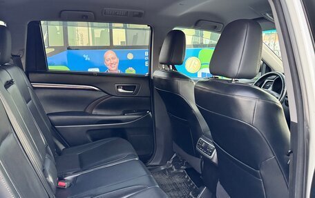 Toyota Highlander III, 2014 год, 2 900 000 рублей, 9 фотография