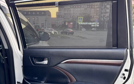 Toyota Highlander III, 2014 год, 2 900 000 рублей, 10 фотография