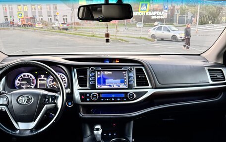 Toyota Highlander III, 2014 год, 2 900 000 рублей, 19 фотография