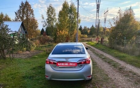 Toyota Corolla, 2013 год, 1 530 000 рублей, 3 фотография
