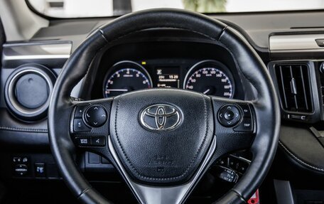 Toyota RAV4, 2017 год, 1 858 000 рублей, 16 фотография