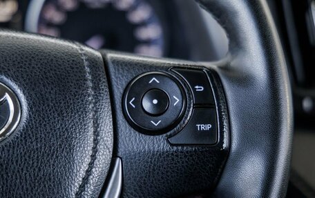 Toyota RAV4, 2017 год, 1 858 000 рублей, 18 фотография