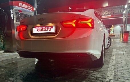 Chevrolet Malibu IX, 2019 год, 1 380 000 рублей, 2 фотография