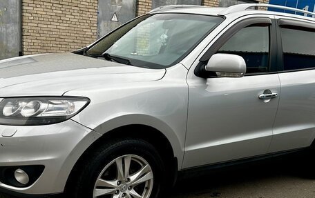 Hyundai Santa Fe III рестайлинг, 2010 год, 950 000 рублей, 2 фотография