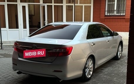 Toyota Camry, 2012 год, 1 940 000 рублей, 13 фотография