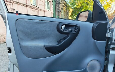 Opel Corsa C рестайлинг, 2004 год, 230 000 рублей, 9 фотография