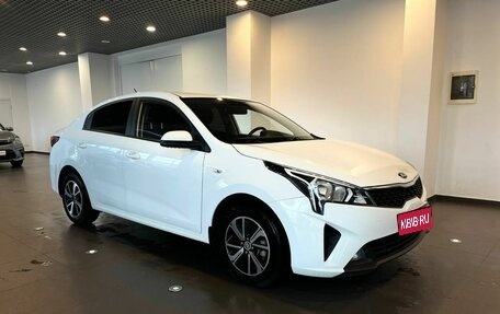 KIA Rio IV, 2020 год, 1 550 000 рублей, 1 фотография