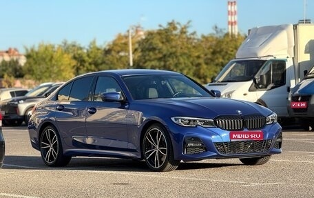 BMW 3 серия, 2019 год, 3 650 000 рублей, 1 фотография