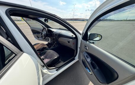 Nissan Almera, 2000 год, 280 000 рублей, 14 фотография